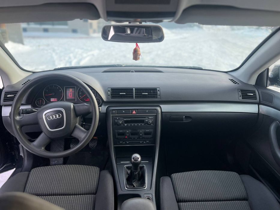 Продається Ауді а4 б7