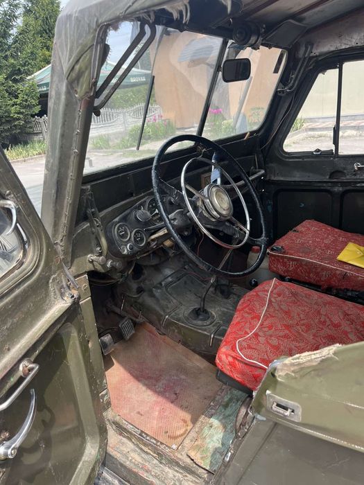 ГАЗ 69 2.4 бензин