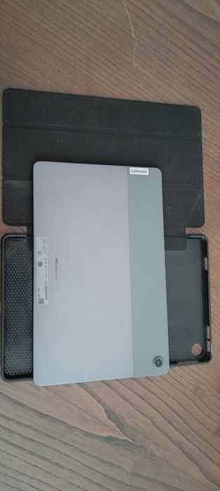Lenovo M 10 Plus