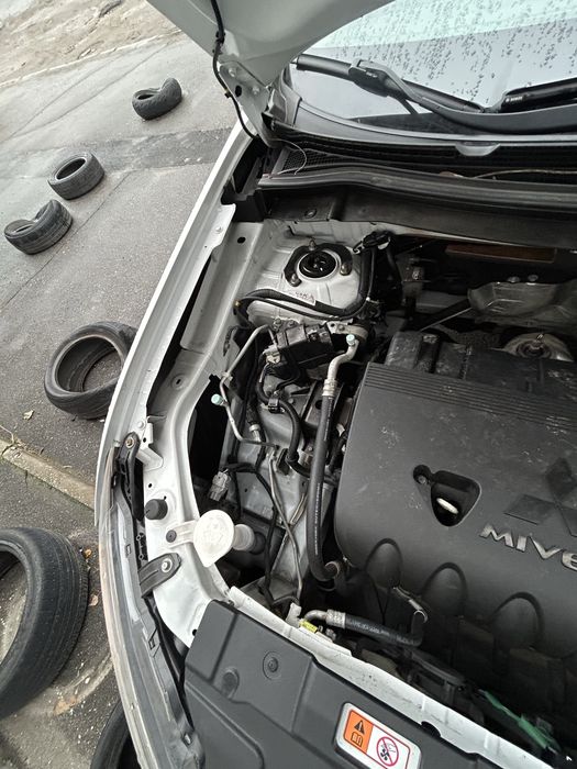 Mitsubishi Outlander 3 2014