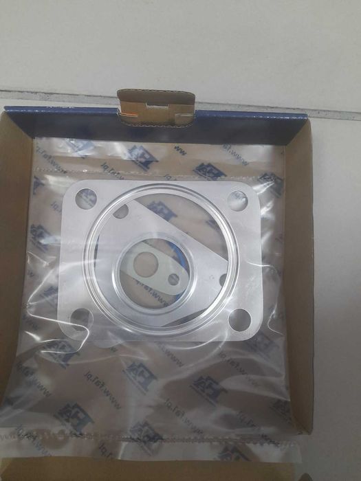 Прокладка турбіни комплект KT130070 TRANSIT 2000-2014 2.4TDCI/3.2TDCI