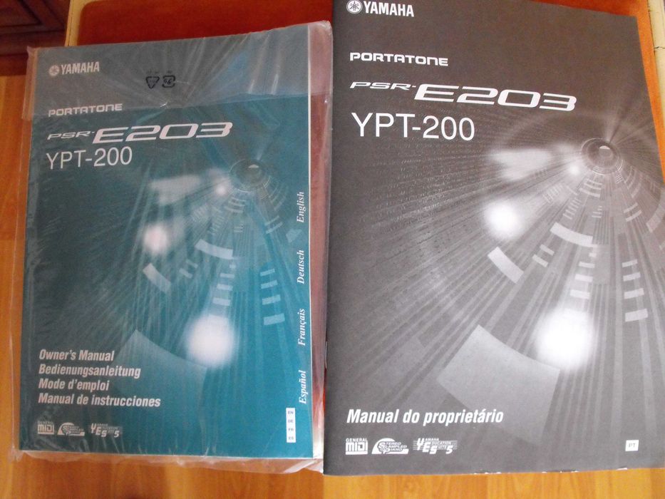 Órgão YAMAHA YPT-200/PSR-E203
