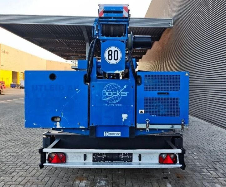 Żuraw Dekarski montażowy Böcker AHK 27/1200 lekki Dźwig 27M