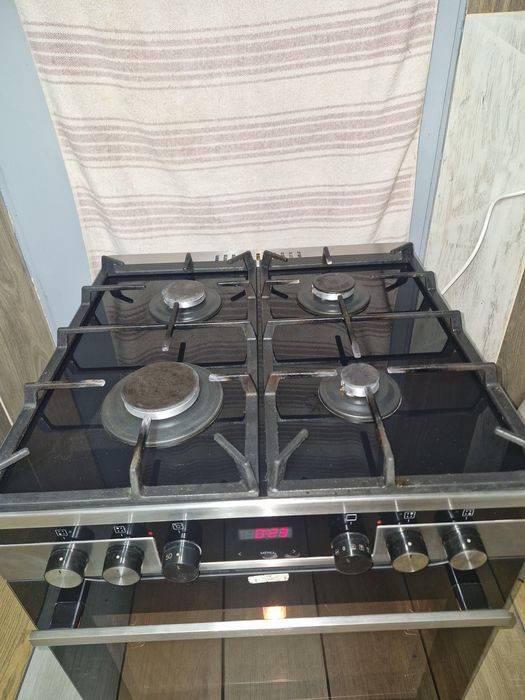 Kuchenka gazowo el Amica