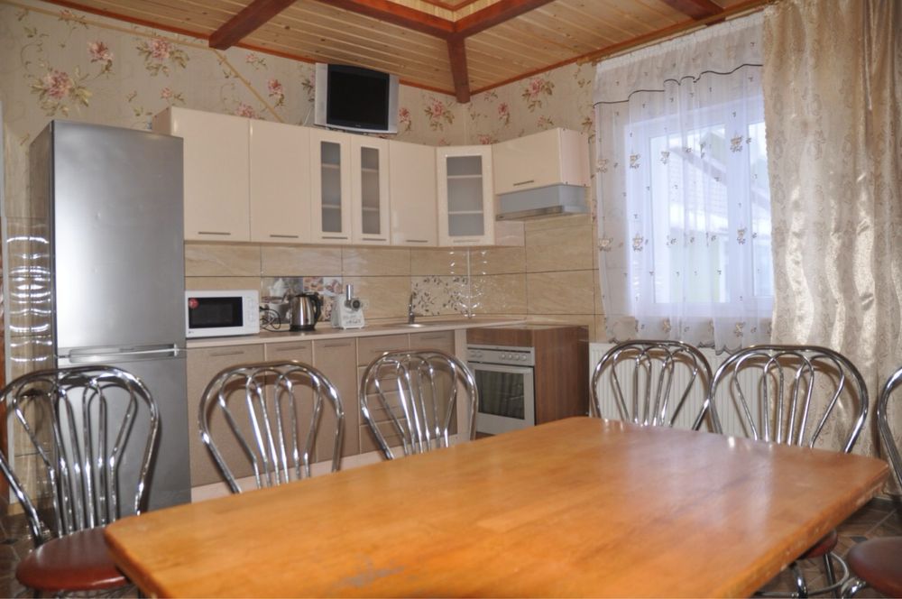 Відпочинок в Карпатах  , Славське,Басейн ,Чан ,Сауна   ,Захар Беркут