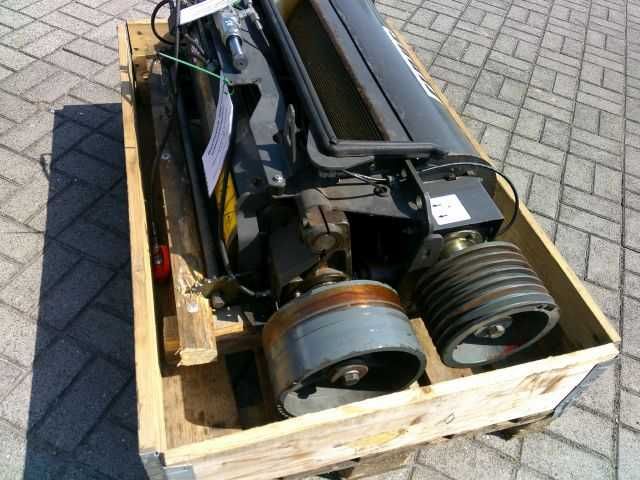 Kompletny gniotownik Claas Jaguar 950 na walcach 250 mm