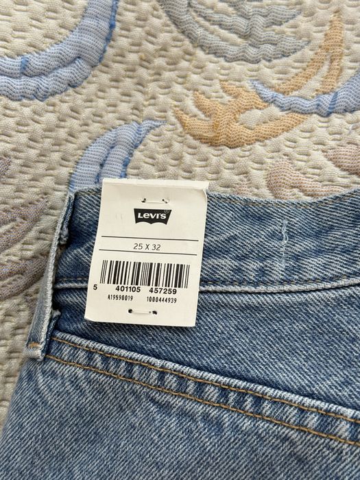 Джинси нові Levis 501 з бірками
