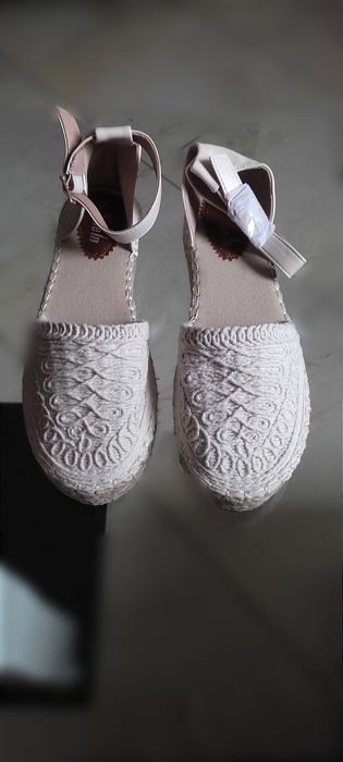 Espadryle sandały plecione beżowe buty na platformie