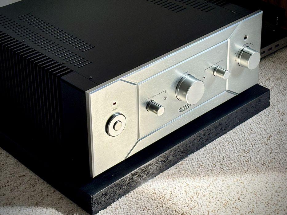 SUGDEN Msterclass Integrated