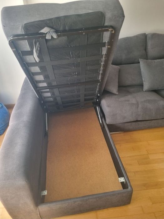 Sofá Chaise Longue 2,85m –  higienizado + Baú – Excelente Estado