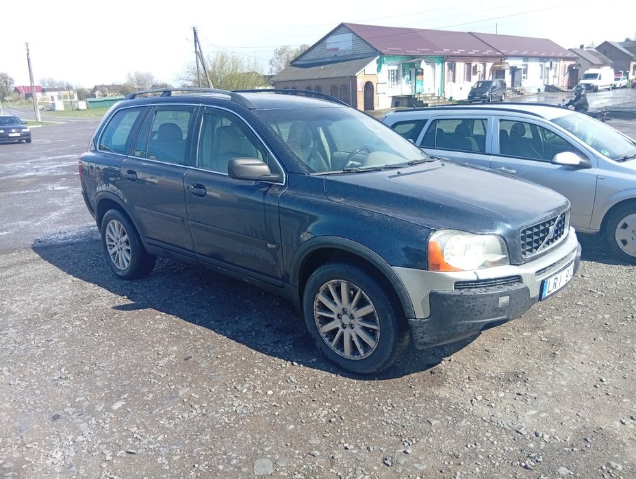 Volvo XC90 в Україні нерозмитнена