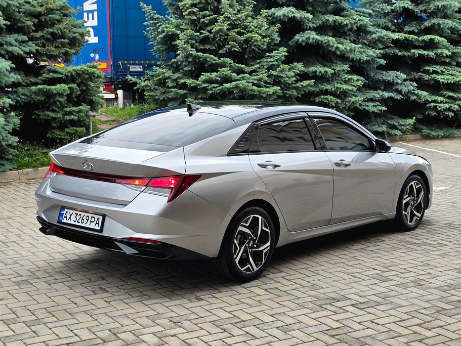 Hyundai Elantra 2020г.в. 2.0 автомат, бензин