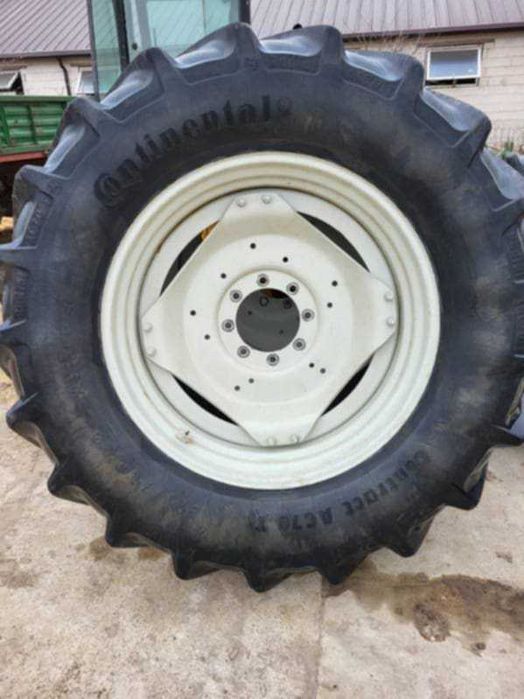 SPRZEDAM KOŁA 520/70 R38 I 420/70R28
