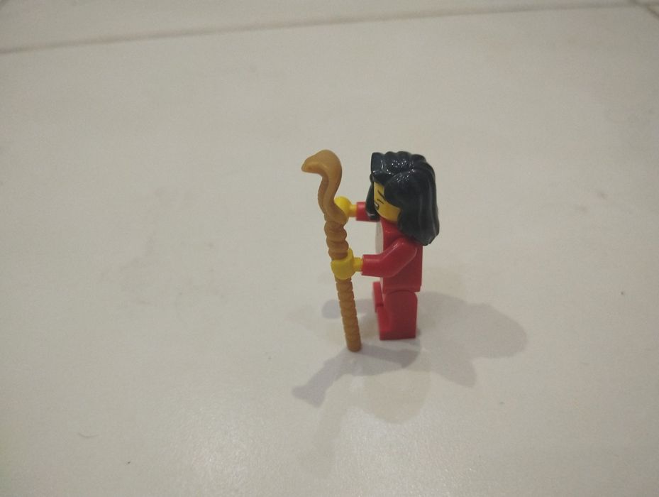 Lego атака Koula 9444