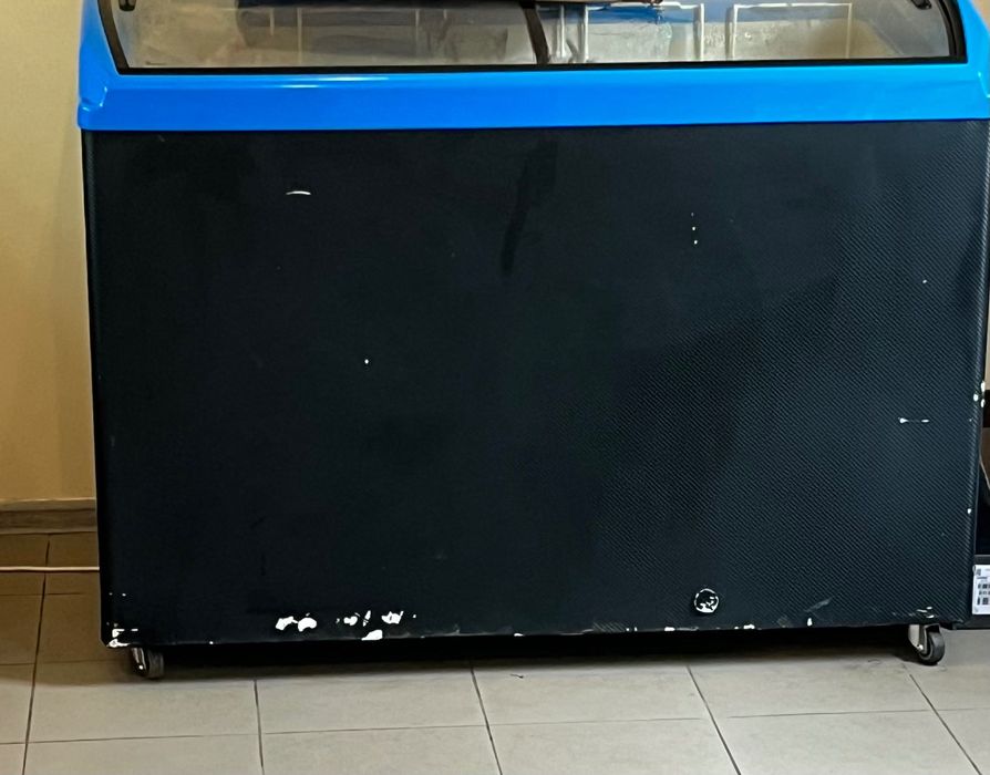 Продам холодильне обладнання для магазину
