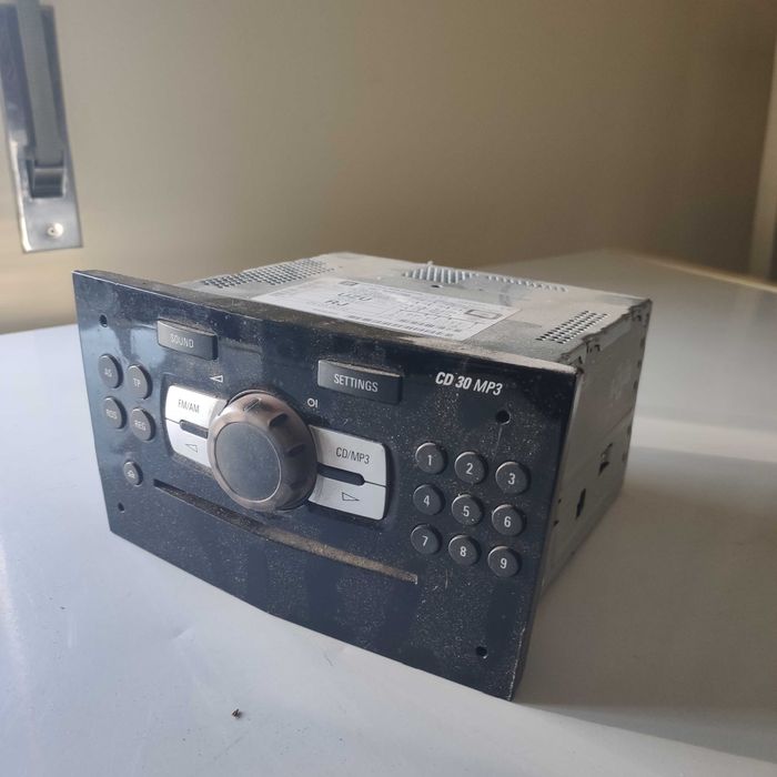 Rádio Grundig Opel Corsa D 497316088