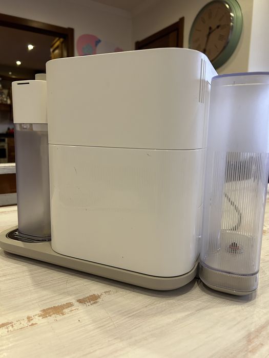 Maquina de café Nespresso Delonghi Gran Latissima
