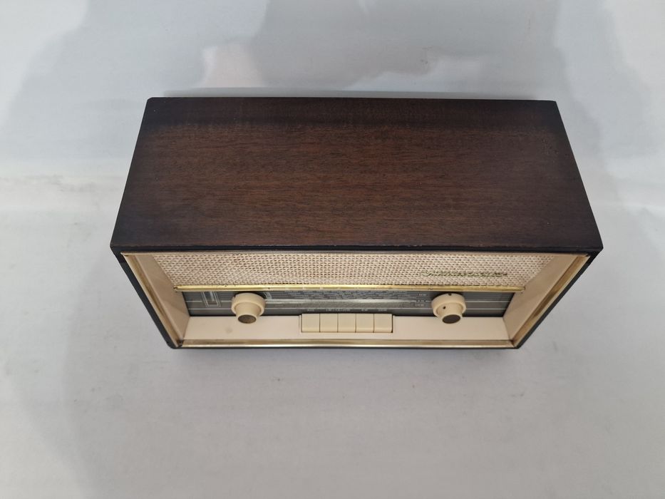 Rádio antigo reparado Telefunken