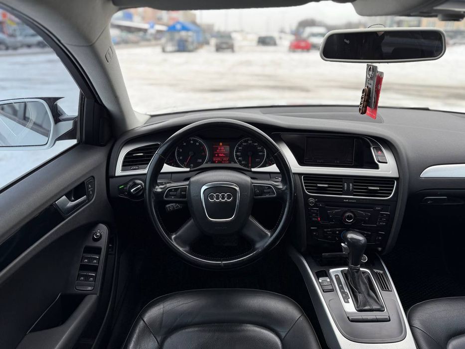 В продажі ауді а 4 б 8 2010 року по Україні