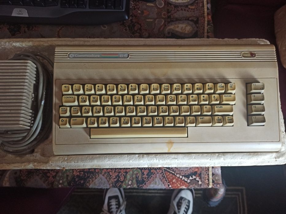 Commodore64   .  .