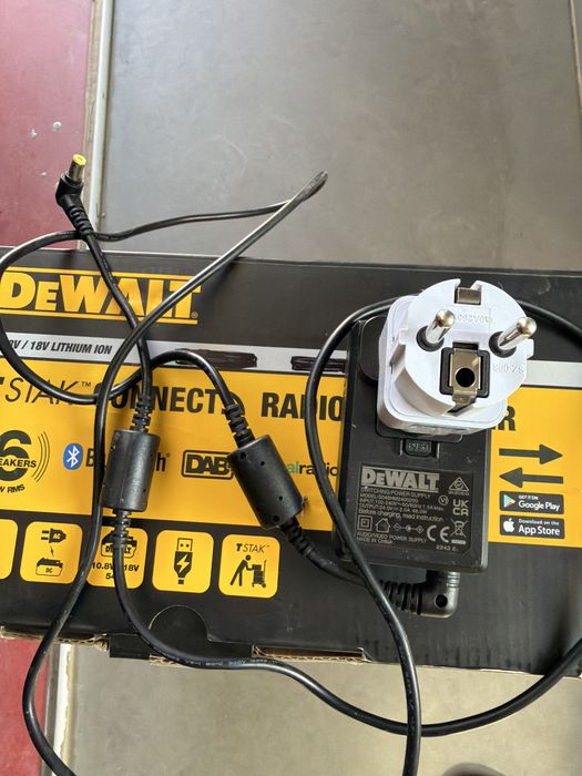 Radio Dewalt  DWST1-81079