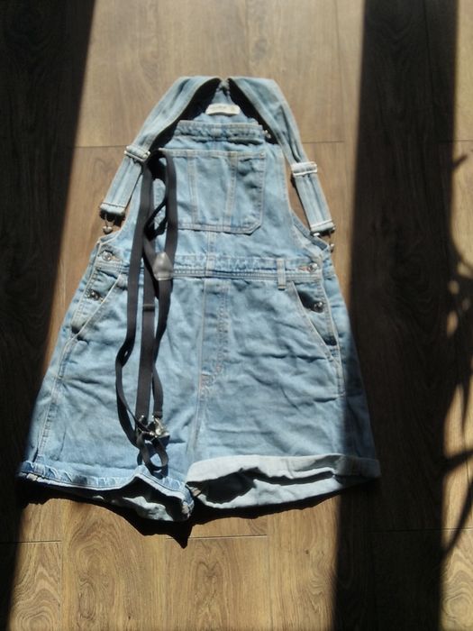 Kombinezon od Pull and bear