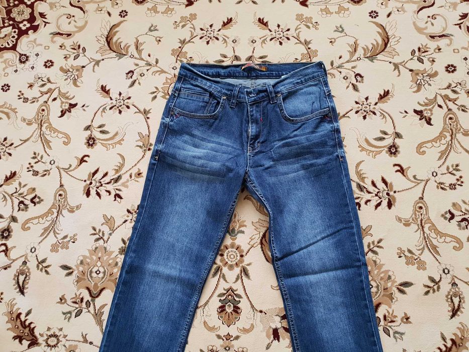 Нові чоловічі джинси Redman