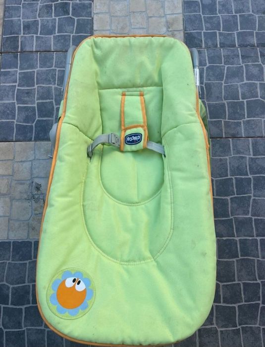 Espreguiçadeira para bebé.