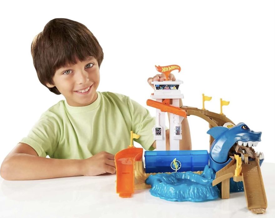 ZESTAW Tor samochodowy Color Shifters Hot Wheels BGK04 Rekin PREZENT!