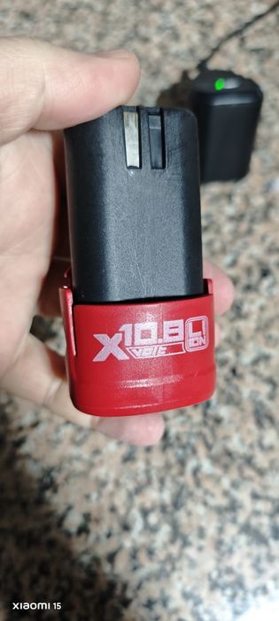 Vendo carregador + bateria  Parkside