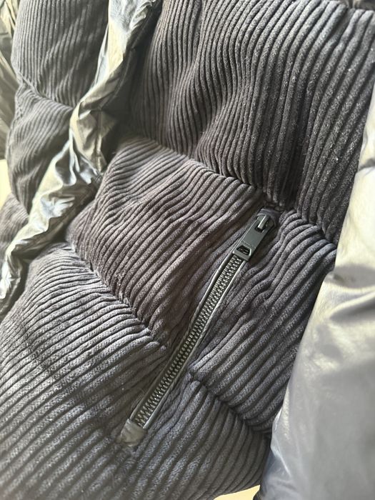 Пуховик зі вставкою Massimo Dutti М чорний