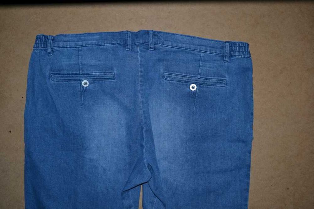 895^john baner- jeansy z elastyną  52/54 nowe