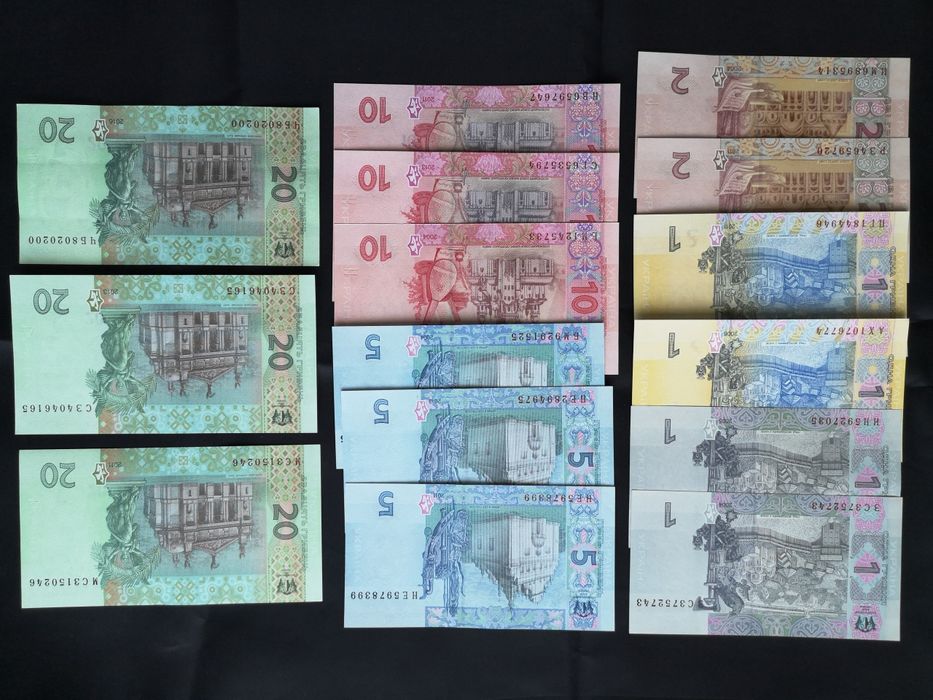 Продам сувеніри  старые бумажные гривны 1992-2019років UNC (прес)