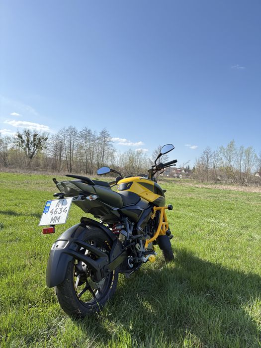 Bajaj Pulsar NS 200