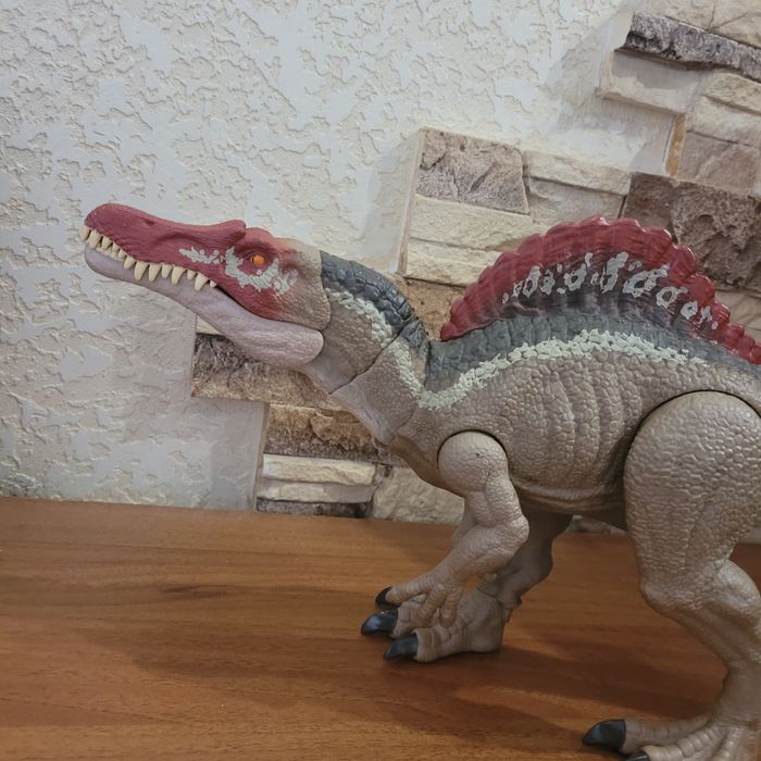 Іграшка-динозавр Jurassic World