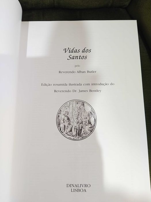 Vidas dos Santos - Dinalivro