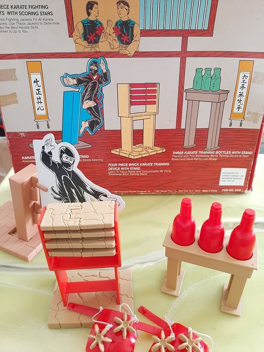 Karate Kid break-away challenge playset da Remco anos 80 com caixa
