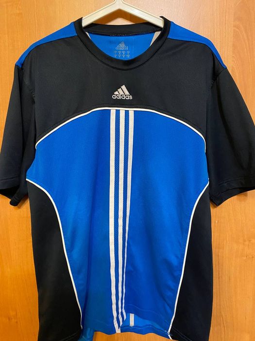Футболка adidas с рефлективом