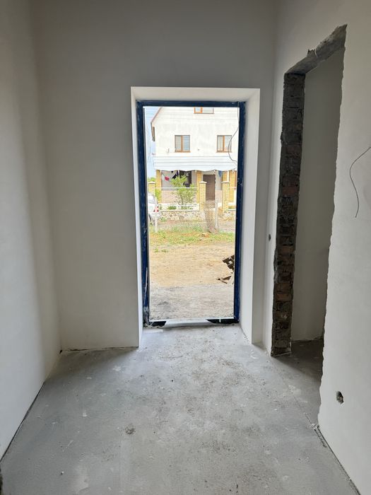 Продаж будинку в чудовій локаціі