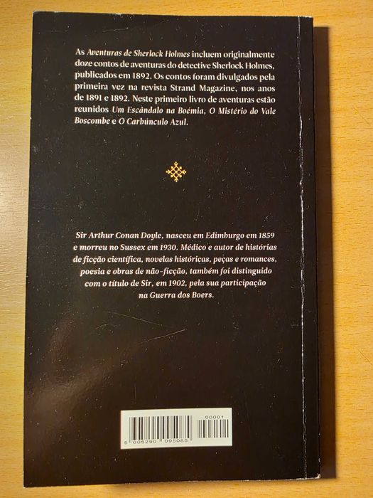 2 livros das Aventuras de Sherlock Holmes de Sir Arthur Conan Doyle