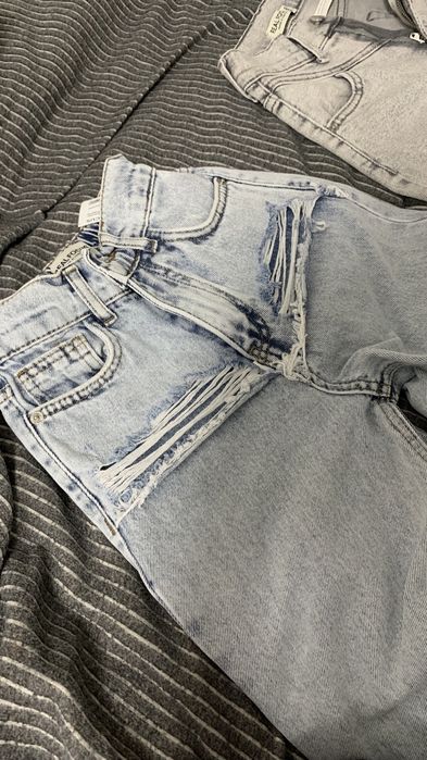 Джинси на дівчинку