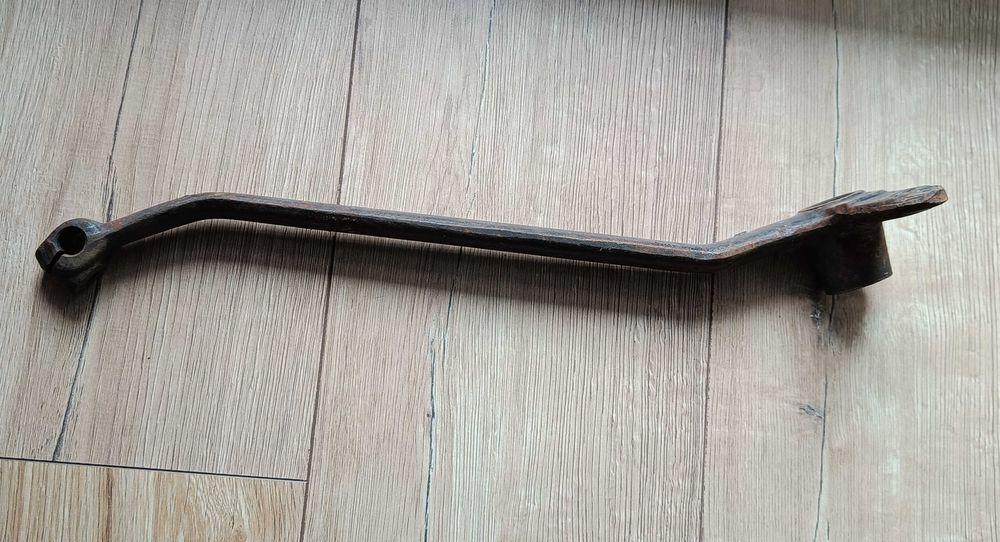 Ramię pedału kmpl. żuk