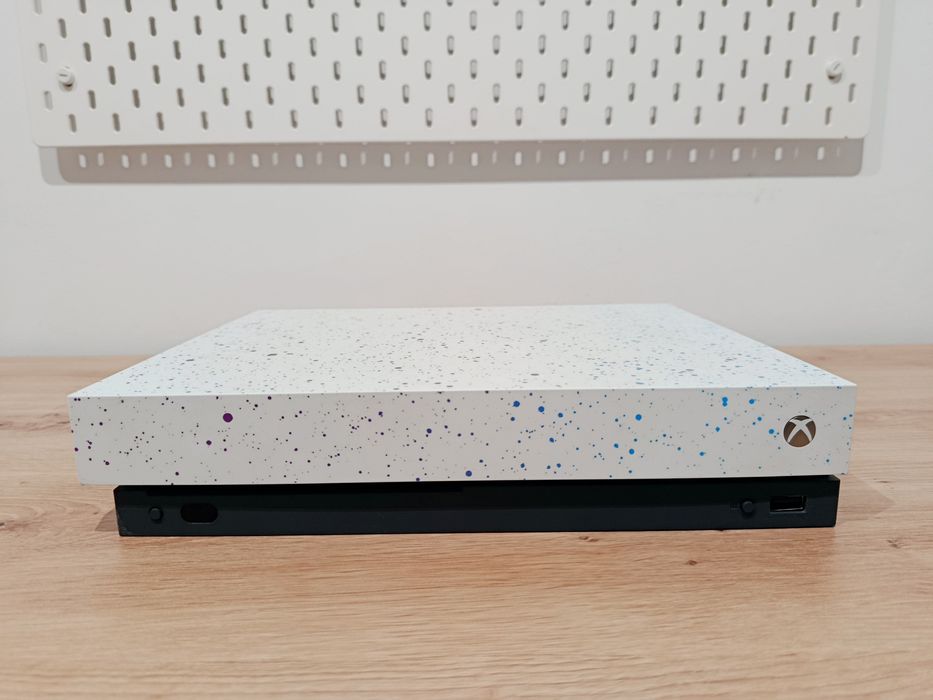 Xbox One X Hyperspace Special Edition