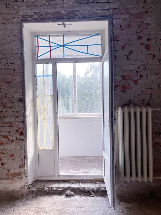 Без комиссии риелтору Продам двухком. кваритру ул Ефремова Ворошилова