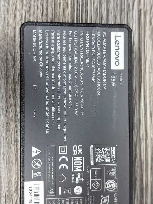 Блок живлення Lenovo Square 135W 20V 6.75A USB+pin  Оригінал