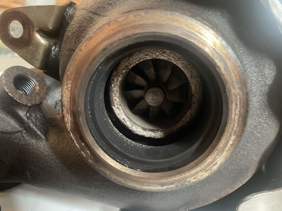 Turbosprężarka Vw passat b8 2.0 tdi
