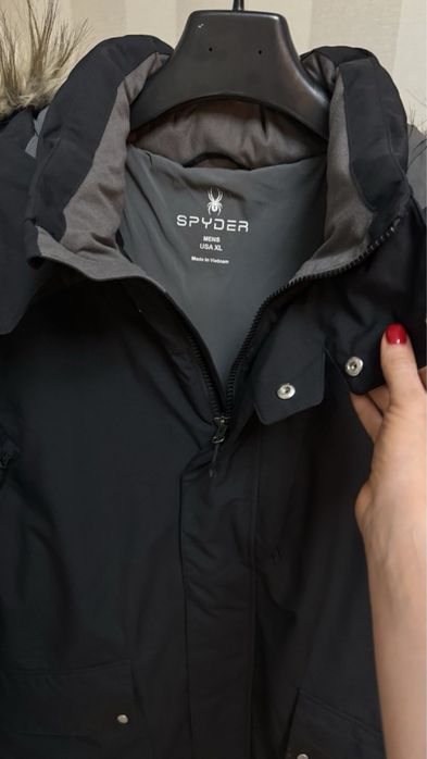 Куртка(Пуховик) spyder xl (чолов.)