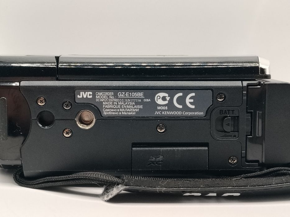 Видеокамера JVC GZ-E150BE