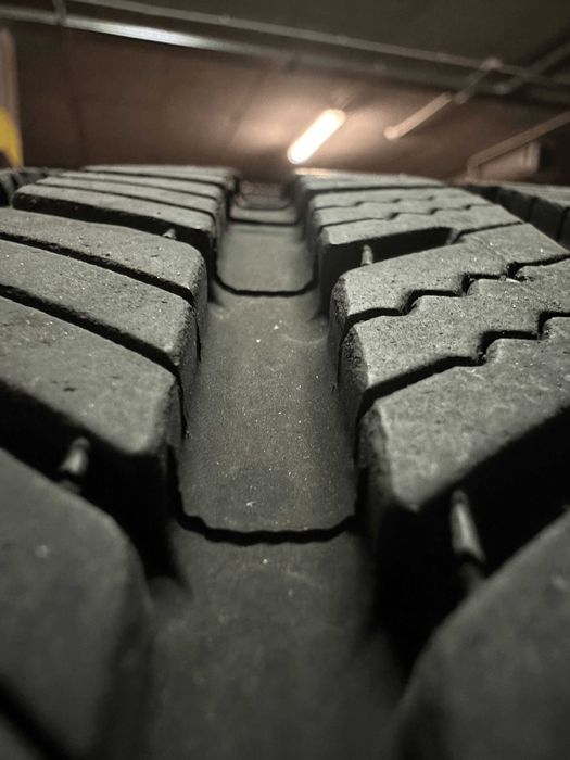 Opony Bridgestone plus + Felgi BMW f30, 17"; 5X120; 72,6mm