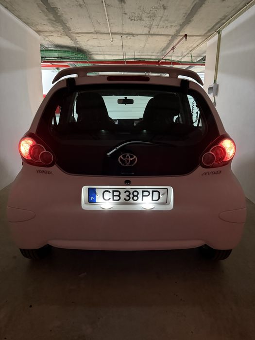 Toyota Aygo * Full Extras * Poucos Km * Multimidia Carplay * Imaculado